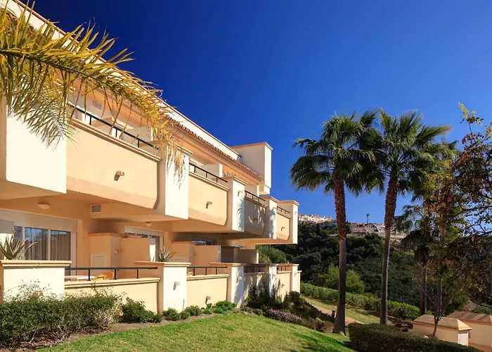 Elviria Hills Living