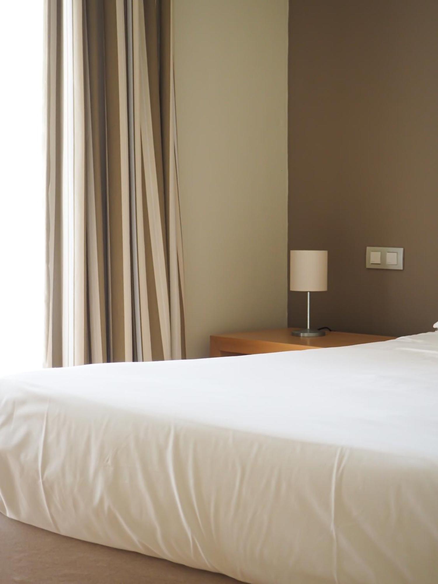 Elviria Hills Living