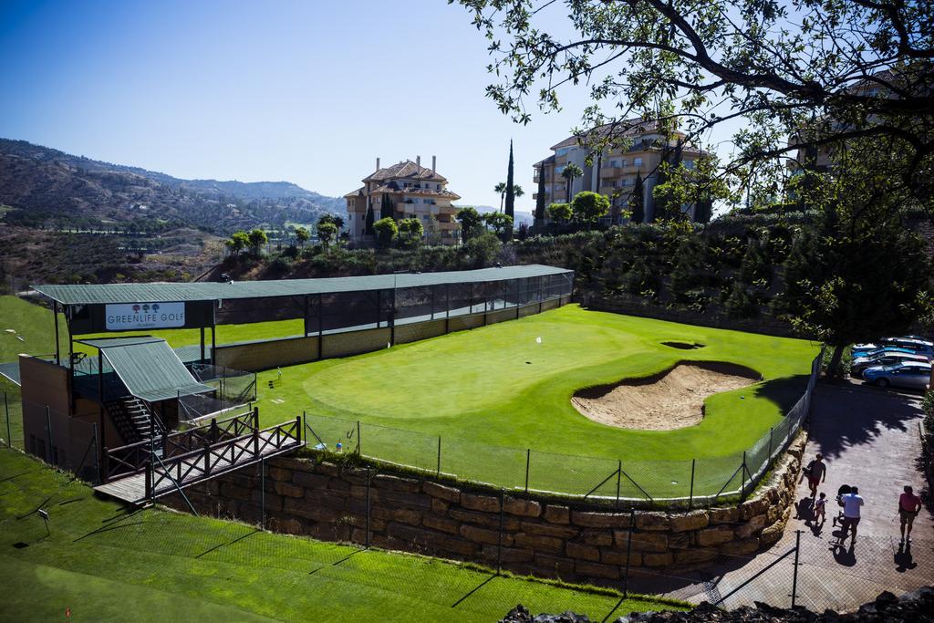 - Greenlife Golf 3*